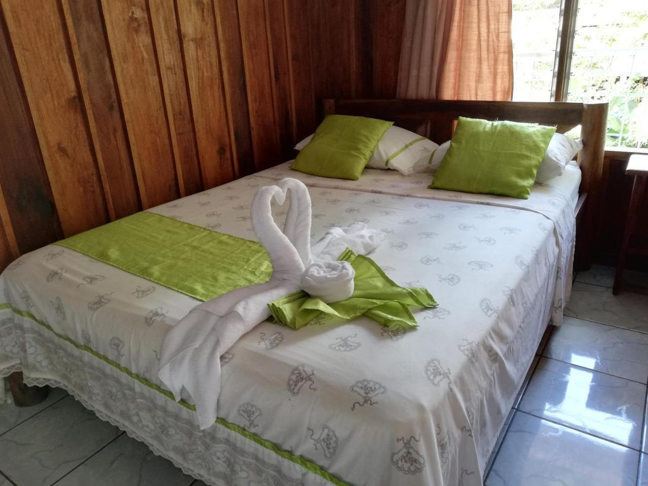 Hospedaje Angeluz Quesada  Exteriér fotografie